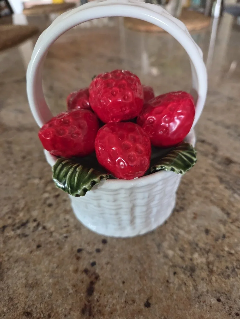 Vintage Subtil Portugal Majolica Strawberry Basket Caldas da Rainha Ceramic